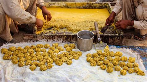 javggner|Jaggery: South Asia's sweet, sentimental cure.